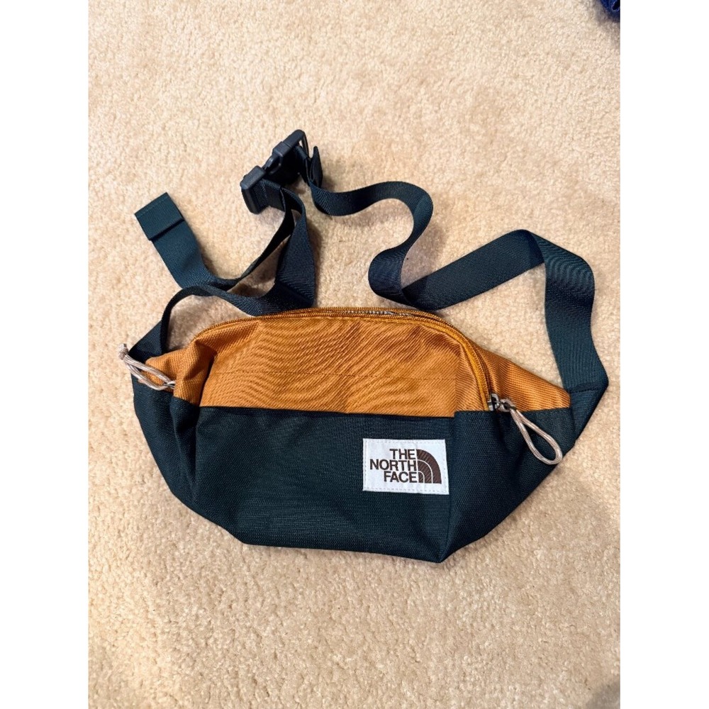 NWOT THE NORTH FACE Green/Tan Lumbar Pack Fannypack Waist/Belt Bag